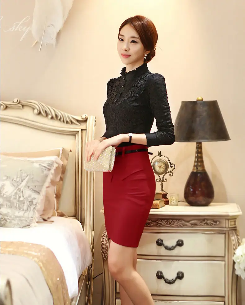 Plus velvet black lace bottoming shirt