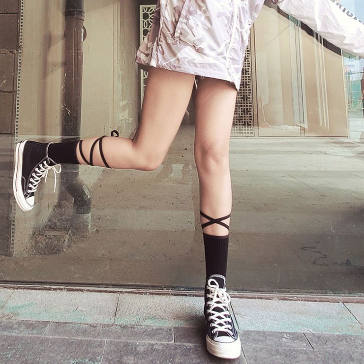 Cross - leg skinny leg stockings