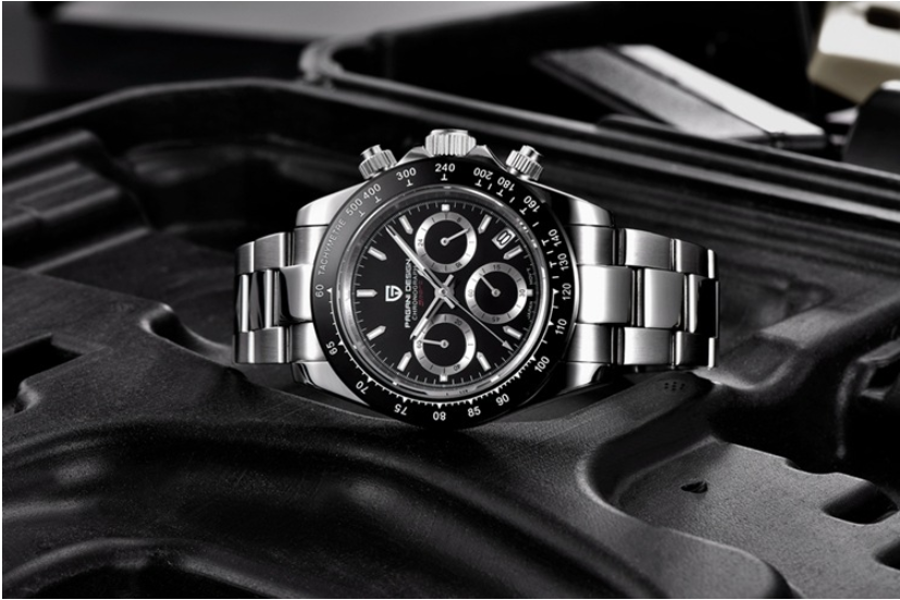 Steel band quartz watch