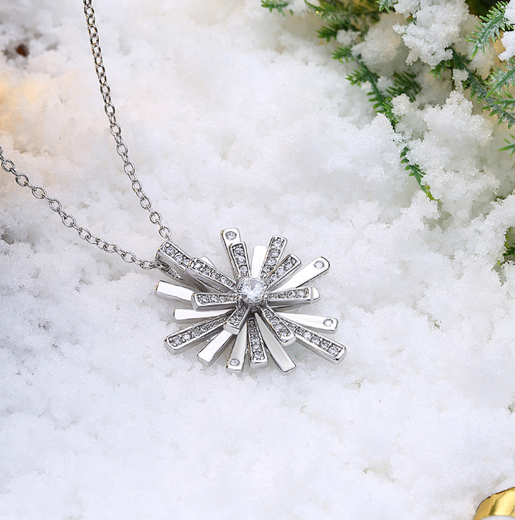 Christmas snowflake necklace