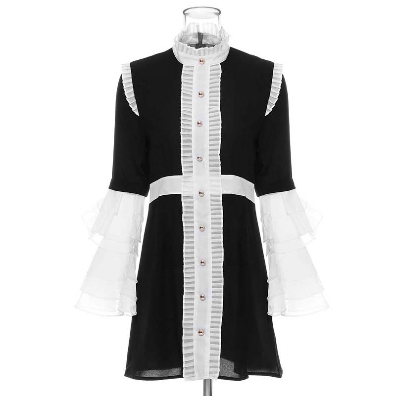 Heavy pleated collar ruffled horn sleeve palace dress