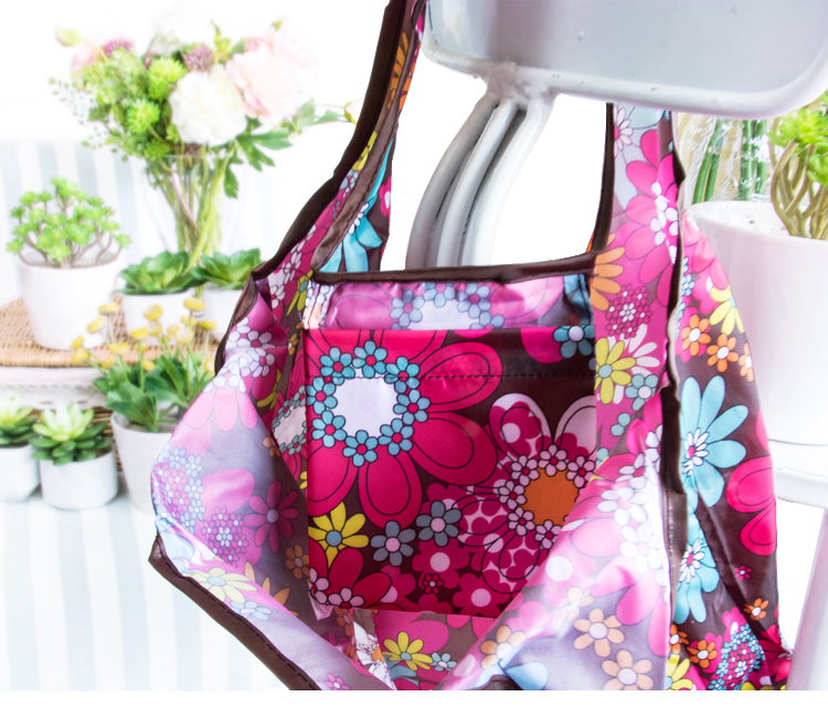 Foldable storage bag