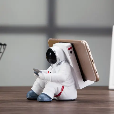 Simple Astronaut Mobile Phone Stand Student Desktop Holder Cute