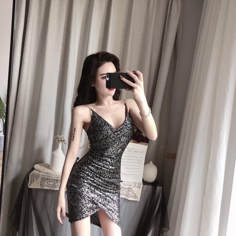 Irregular Split Tight Skirt