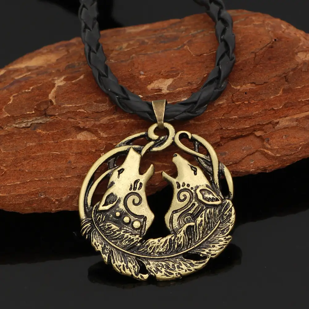 Wolf head necklace sweater chain
