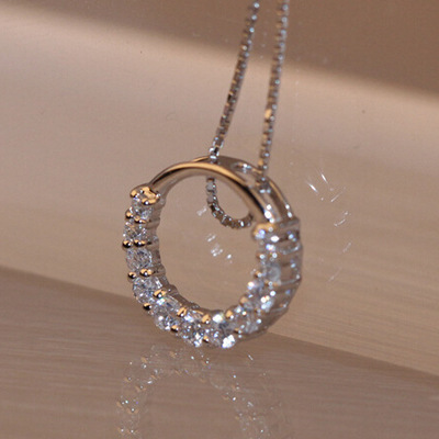 Circle character set diamond clavicle chain