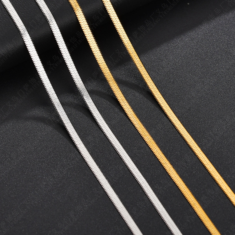 قلادة رجالية فضية مطلية بتصميم شخصي