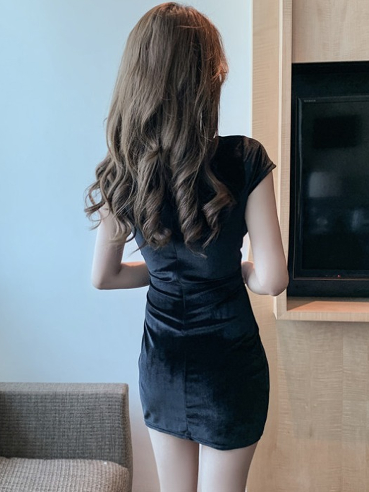 Hollow-out buttock boundy dress