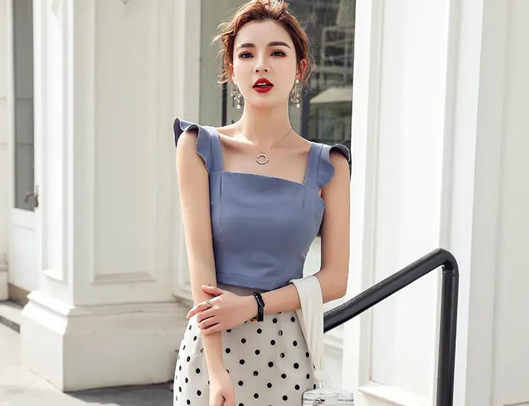 French ruffled vest