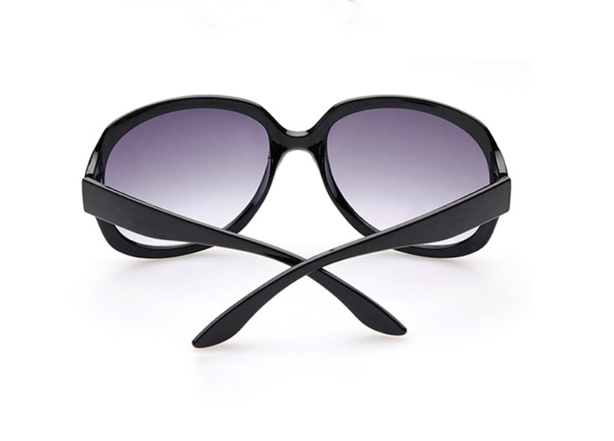 Classic ladies sunglasses - Image 3