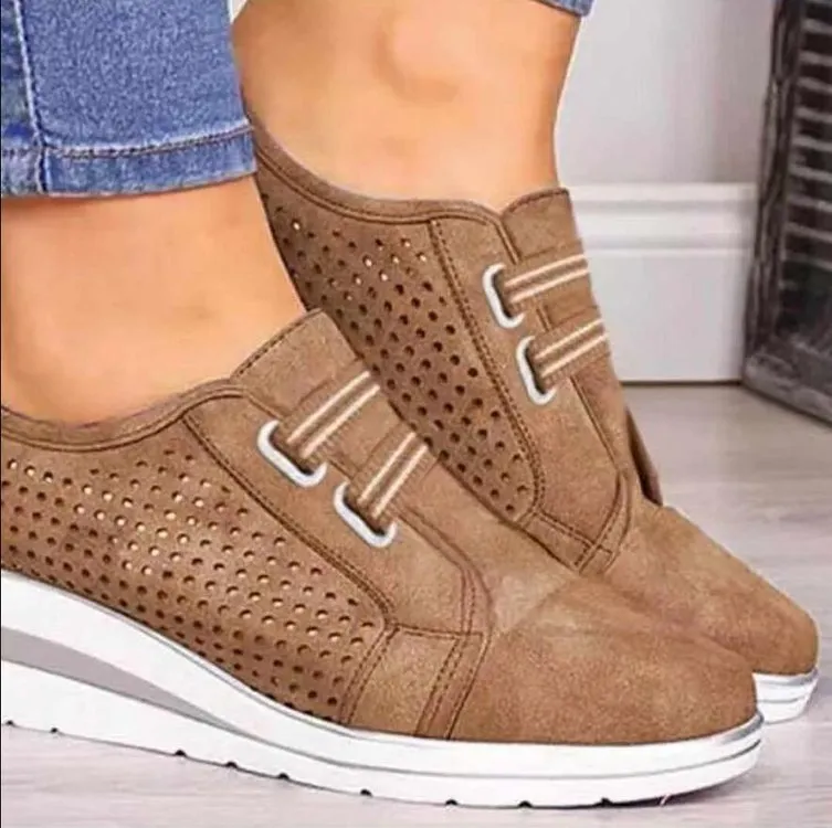 Round-toed wedge heel women's shoes - Brown