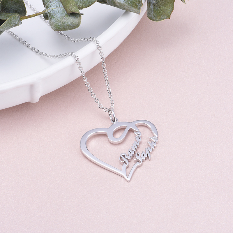 Heart letter necklace