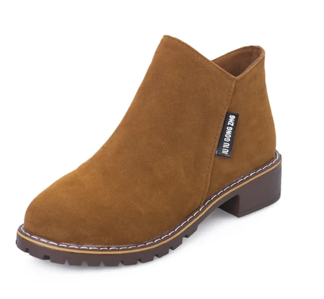 Women's flat soled boots Brown - Shop at LoveMi