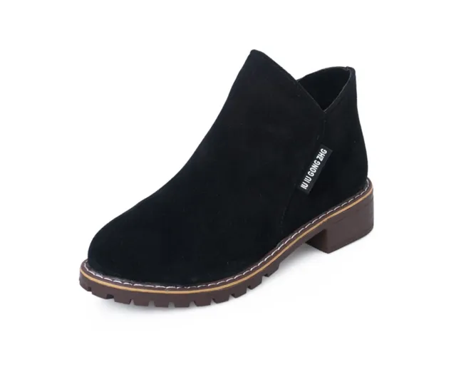 Women's flat soled boots Black - Shop at LoveMi