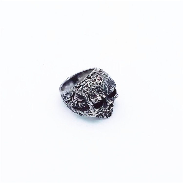 Skull men's titanium steel ring