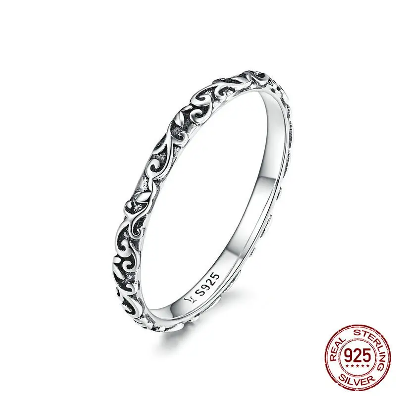 Vintage pattern ring