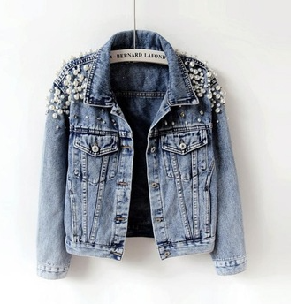 Spring and autumn Korean version heavy industry fashion nail bead short denim coat women's nine sleeve denim jacket and shoulder top trend