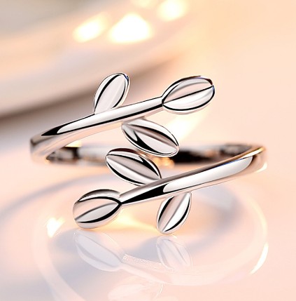 Simple leaf ring index finger jewelry creativity