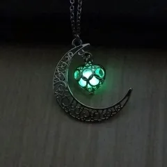 Glowing Pendant Necklaces Silver Plated Chain Necklaces - Love Green - View 1