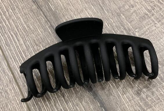 Large pliers for women's plastic hairpin Black - Shop at LoveMi