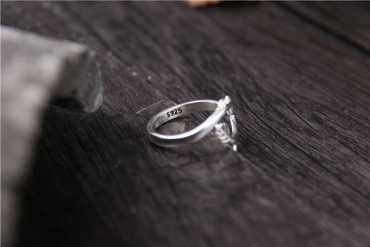 Sterling silver personality tree leaf female ring