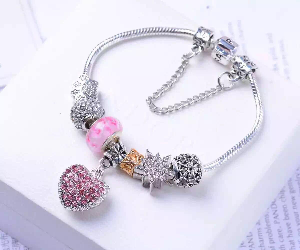 Love Pendant Pink Simple Fashion Bracelet
