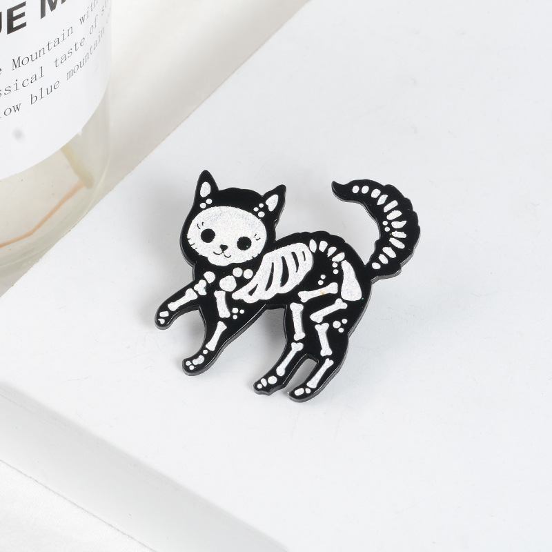 Black cat skull