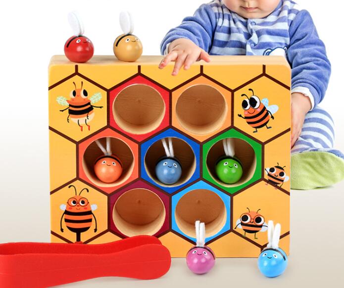 Clip Clip Beehive Game