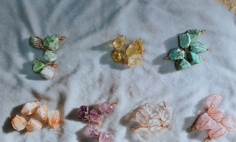 Natural stone pendant