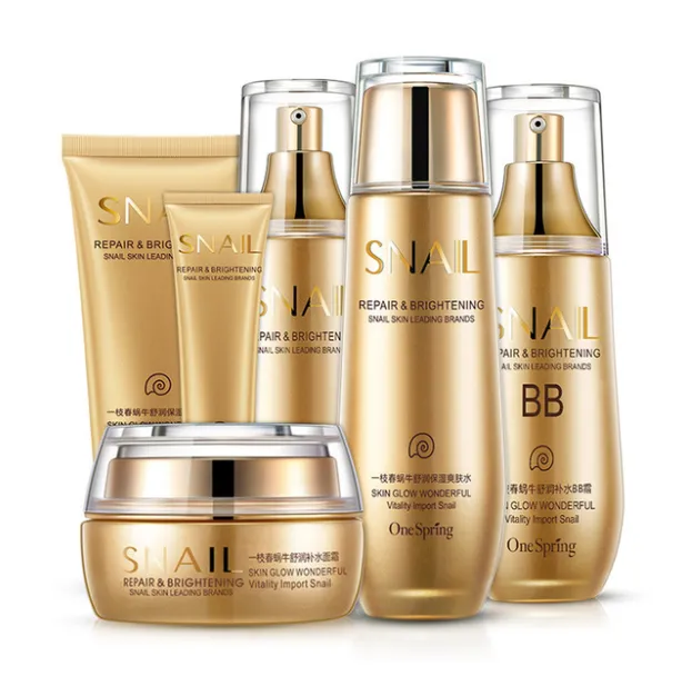 Moisturizing And Hydrating Care Set Cosmetics Gold - Shop at LoveMi