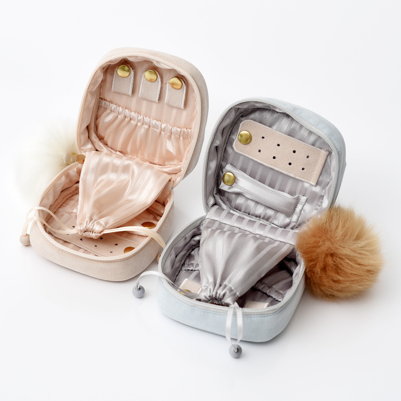 حقيبة تخزين المجوهرات