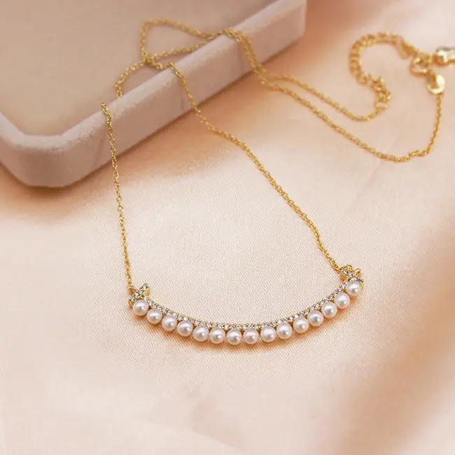 Smiley Pearl Necklace