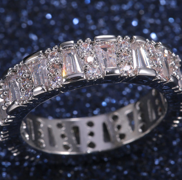 AA Full Diamond Ring with Irregular Zirconia