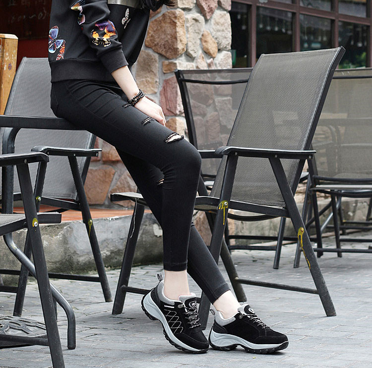 Increased frosted casual shoes