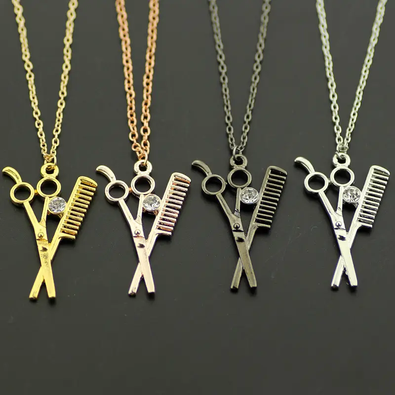 Scissor Comb Wash Cut Blow Necklace