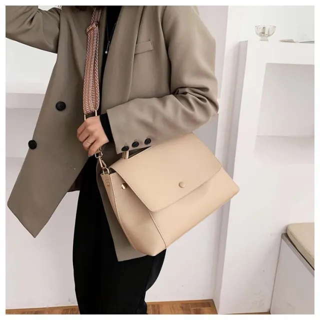 Atmospheric fashion handbag Beige - Shop at LoveMi
