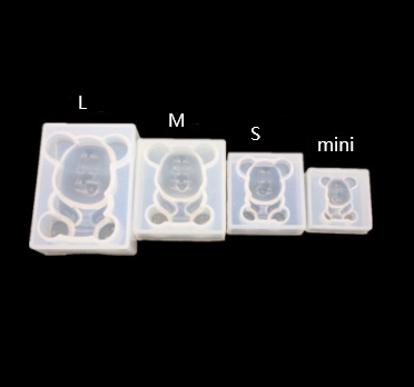 Three-dimensional bear silicone mold