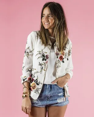 Incredibly beautiful and cozy jacket with a floral pattern White - Shop at LoveMi