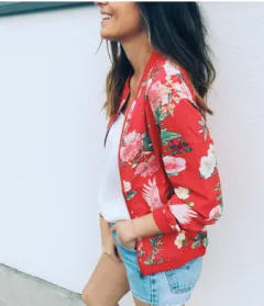 Incredibly beautiful and cosy jacket with a floral pattern - Red - View 1