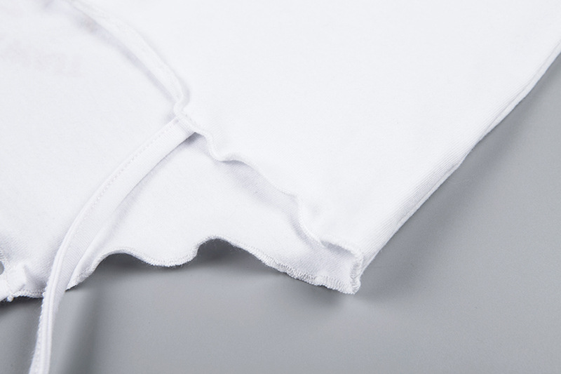 Small back with umbilical ear strap