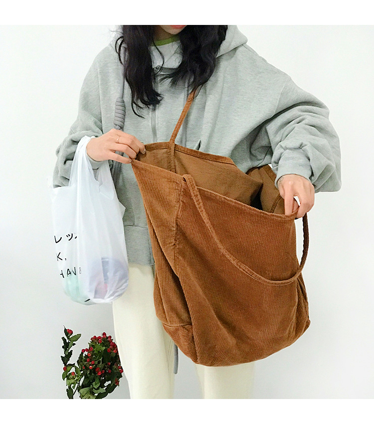 Vintage corduroy shoulder bag