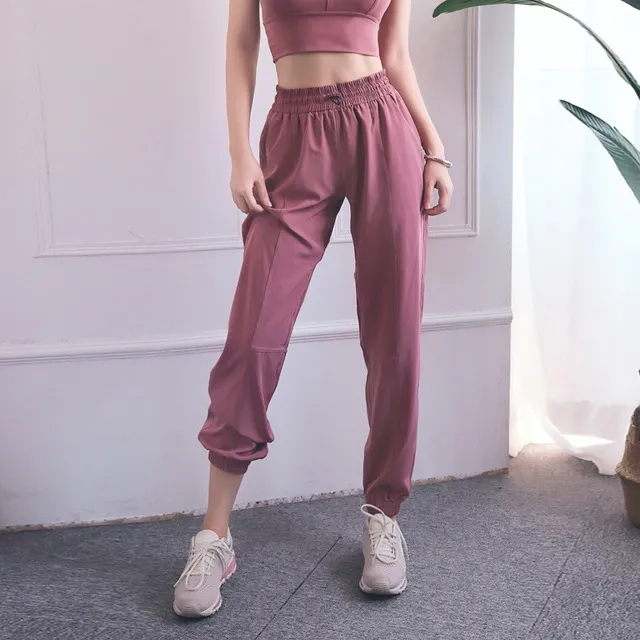Hip up stitching European and American sports quick drying yoga pants Pink - Shop at LoveMi