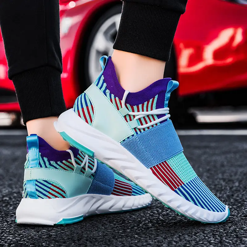 Men's sports style shoes
