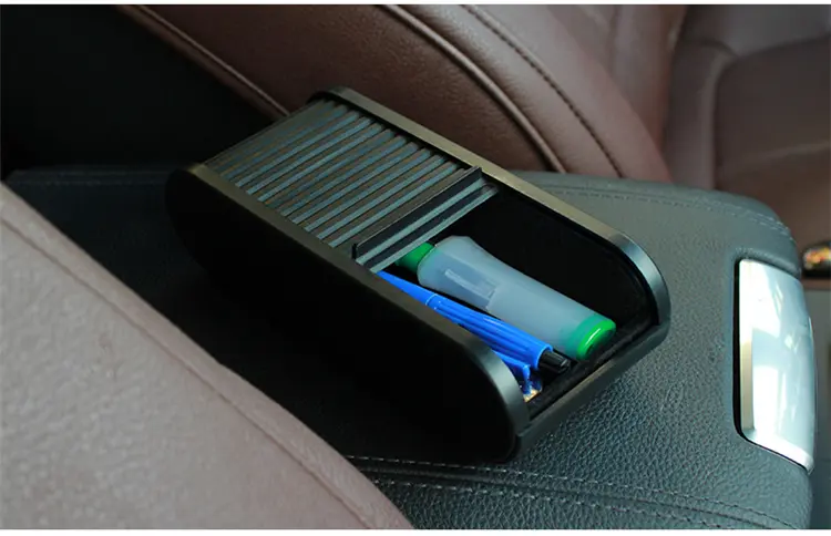 Car finishing storage box roll pull type