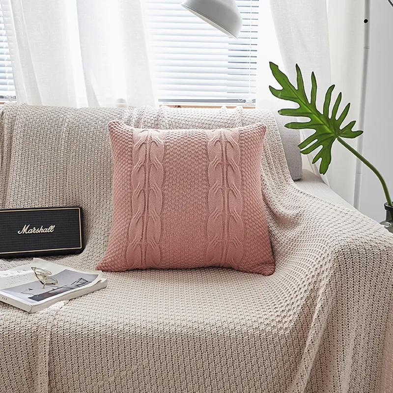 Wool pillow – image 5
