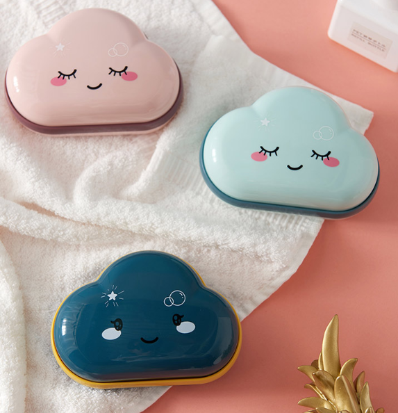 Cloud-shaped soap box with lid