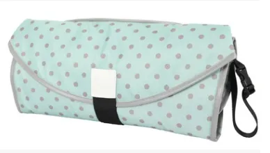 Convenient baby changing pad – image 7