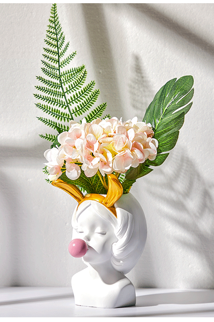 Cute girl makeup tube vase