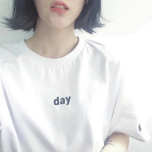 Black and white women's T-shirt short sleeve