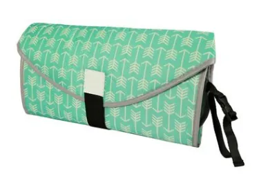 Convenient baby changing pad – image 6